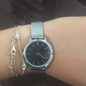 Never worn classy watch